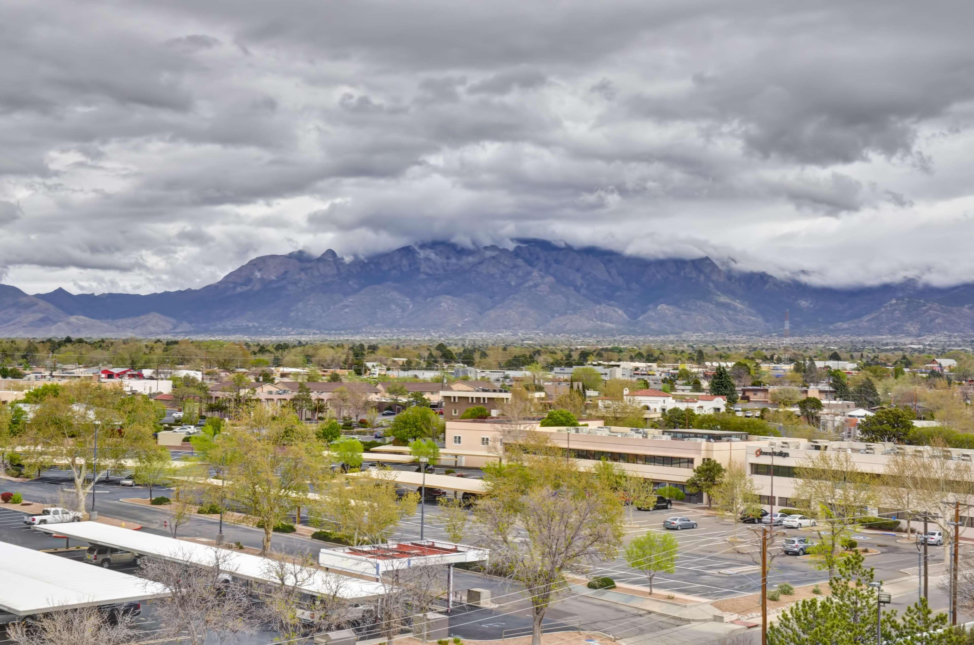 Hyatt Place Albuquerque Uptown מראה חיצוני תמונה